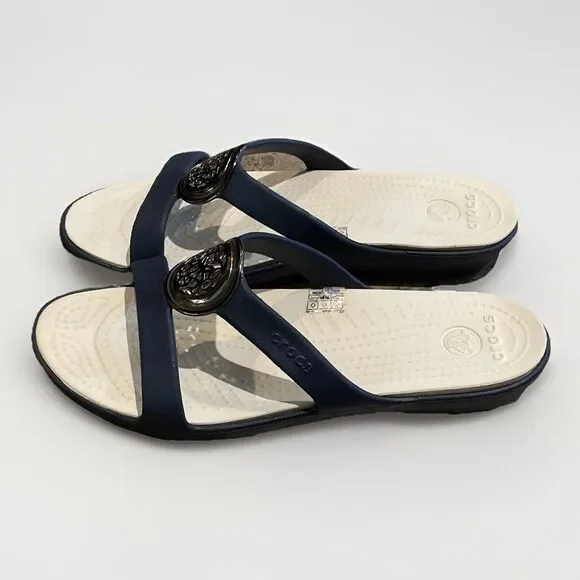 CROCS Sanrah Circle Slide Sandal Shoe Womens Size 7 Medallion Comfort Casual - Picture 3 of 13